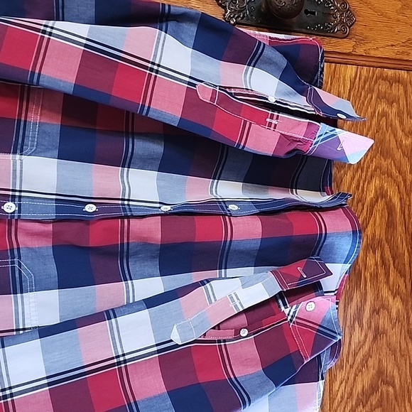 American Rags men's‎ button-up - Picture 3 of 5